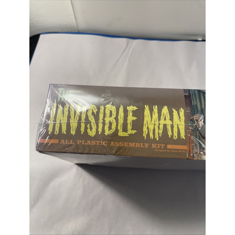 Moebius 1/8 Scale The Invisible Man Plastic Model Kit 903 Sealed New - Picture 12 of 16